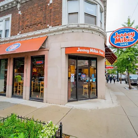 Comfy And Complete Studio Apt Near Boystown - Oakdale 317 Rep Apartment